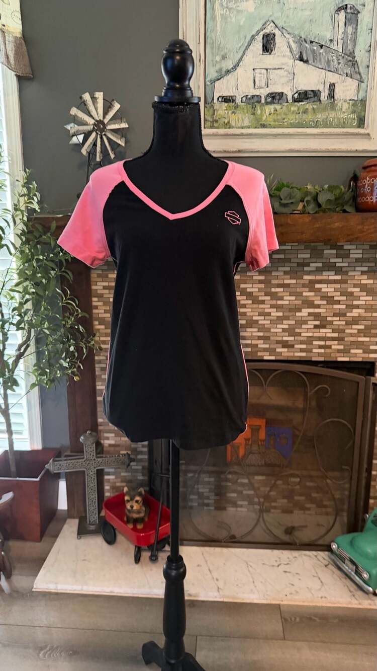 Harley-Davidson Black and Pink V-Neck Short Sleeve Shirt